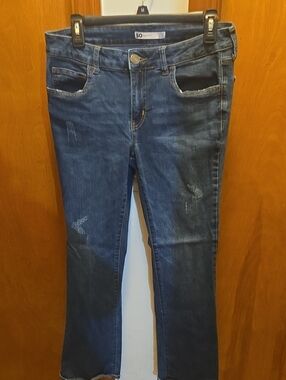 SO Women's Straight Leg Jeans in Dark Blue Wash